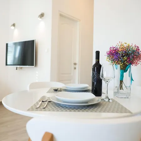 Pavle's Apartamento *