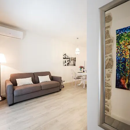 Pavle's Apartament *