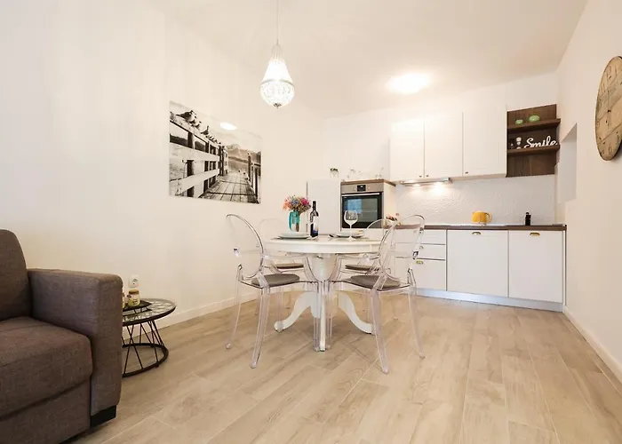 파블레스 아파트먼트