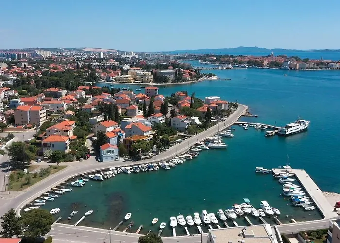 파블레스 아파트먼트 아파트