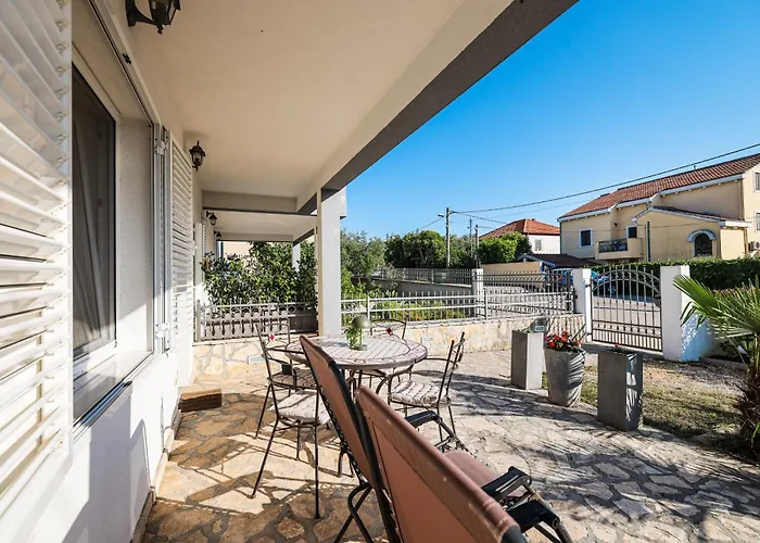 Apartament Pavle's *